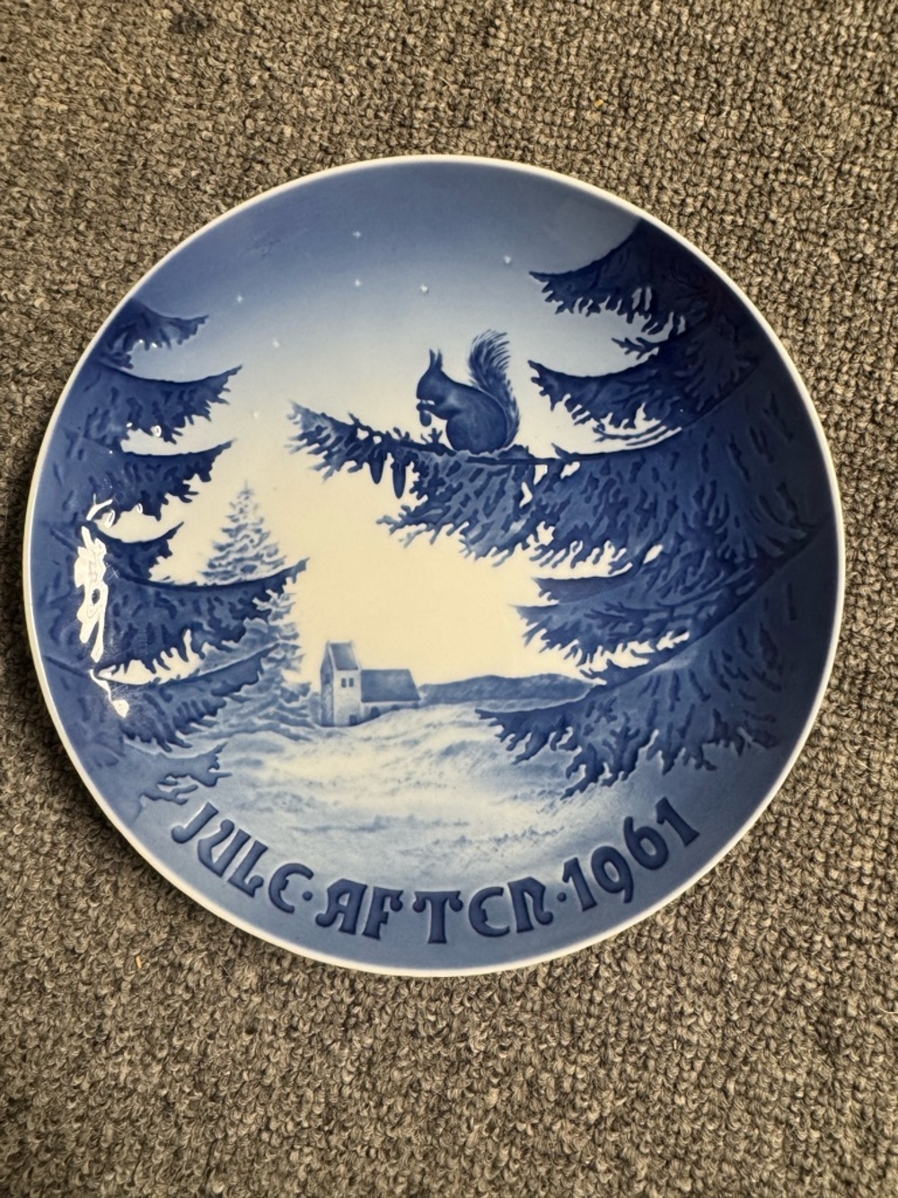 Bing & Grondahl Blue and White Holiday Wall Plate - 1961 Squirrel